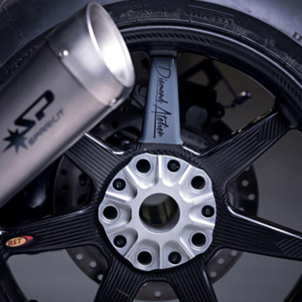 Panther – Carbon Fibre Wheels (Tourer / Sports Tourer / Naked / Retro)